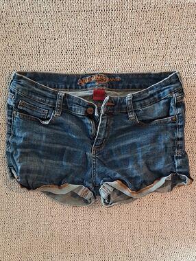 Women's Denim Roll-Cuff Shorts - Blue